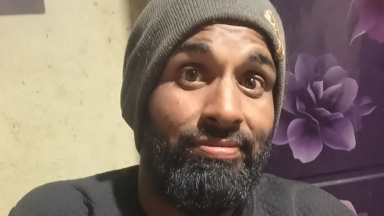 @सीन काय आहे!!!😎 is live!  bigboss marathi season6 review #bbm #bbm6 #bigbossmarathi #bhauchadhakka 