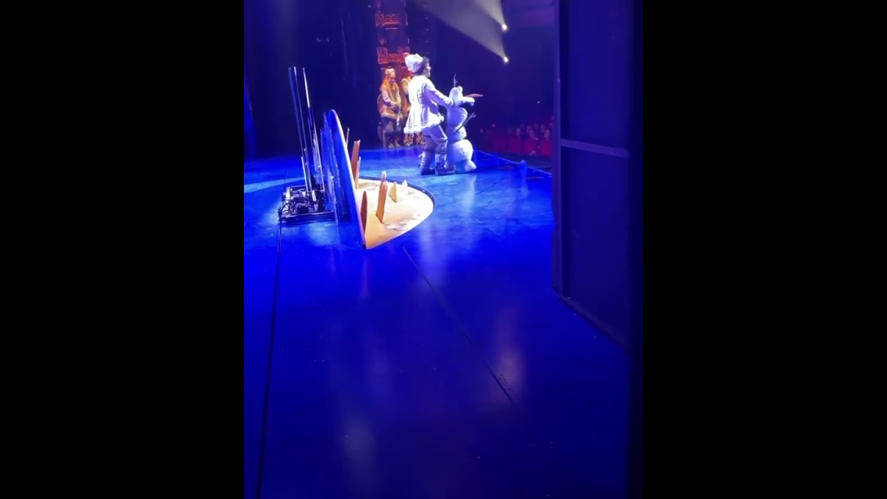 Sommer - Elindo Avastia - Die Eisk&ouml;nigin musical Hamburg elindos instagram