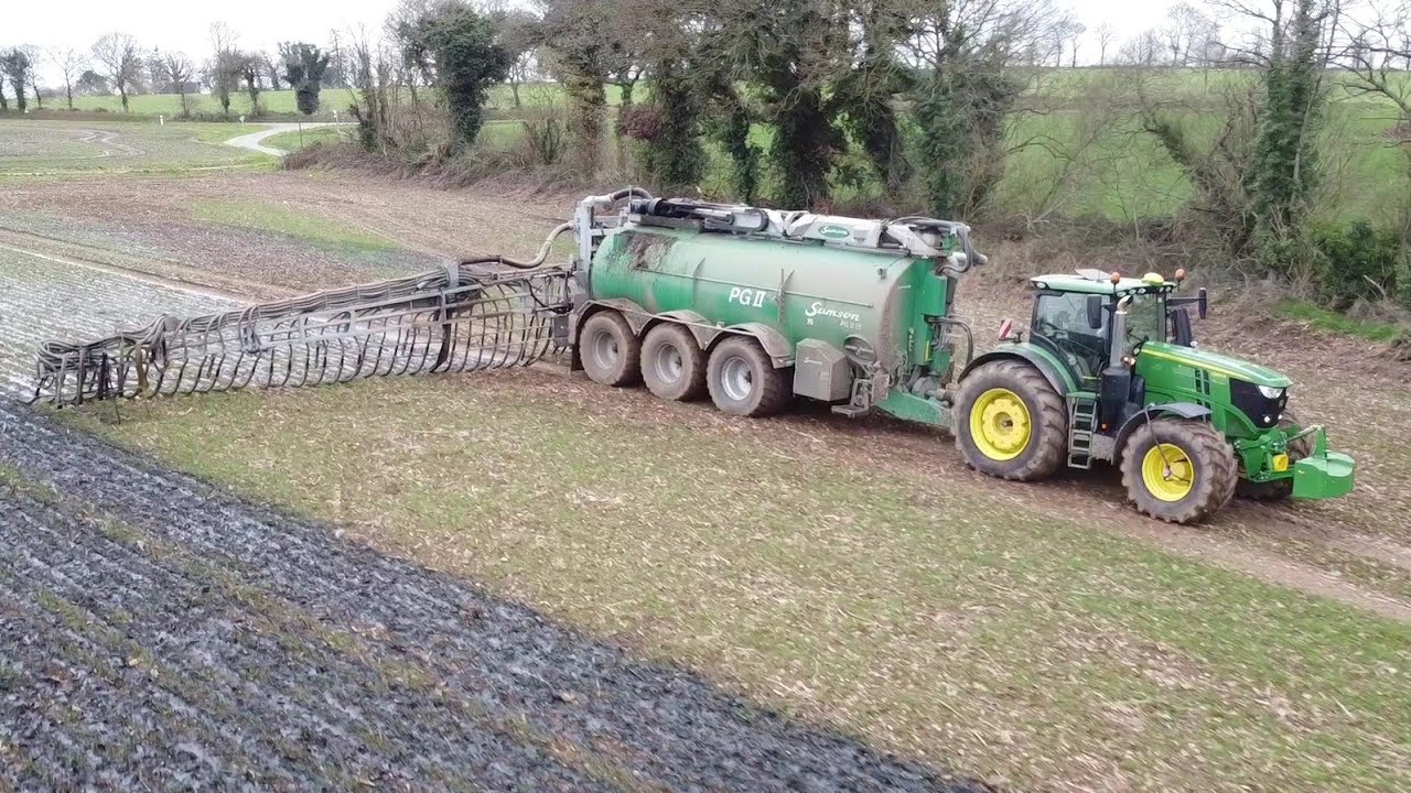 😍Un 6250R sur une Samson 3 essieux à l'épandage de digestat sur céréales🌾| Eta Dolo💨