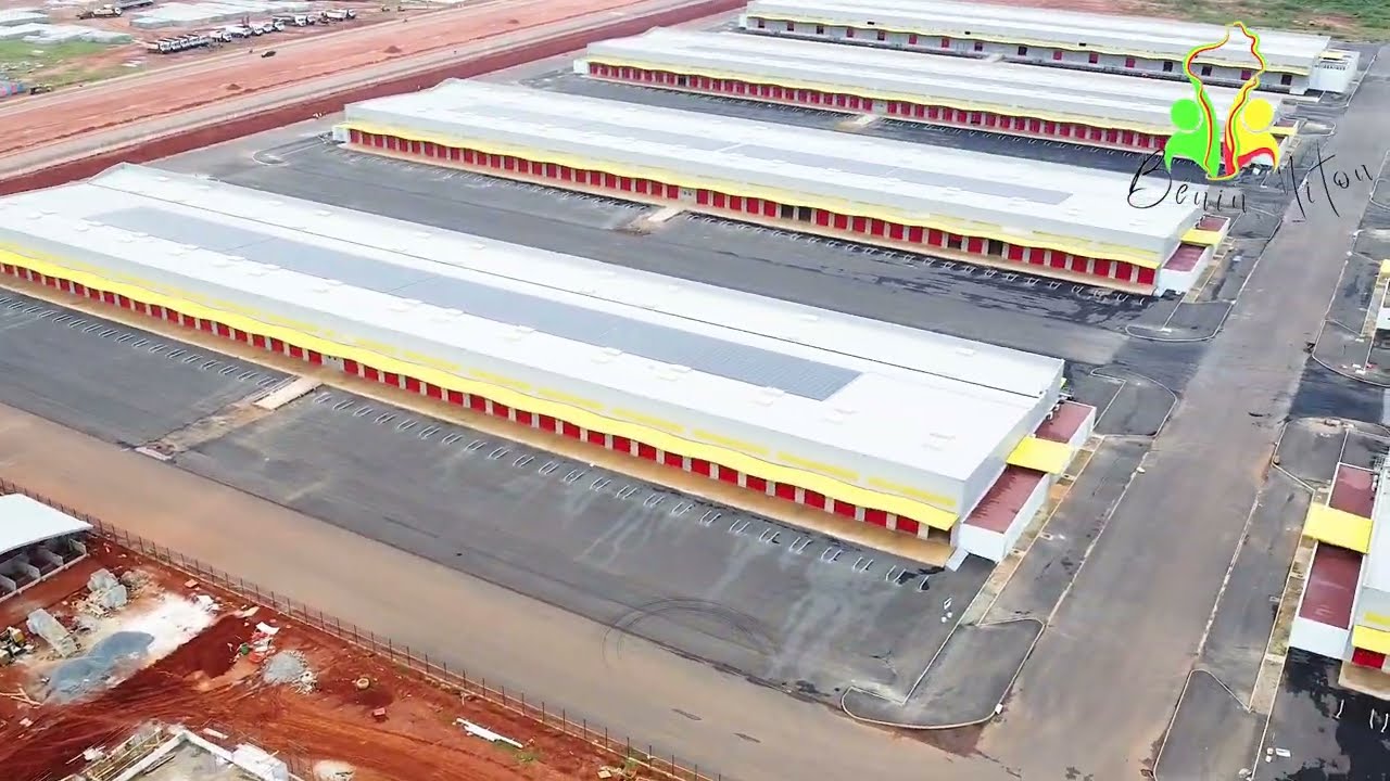 Vue aérienne marché de gros d'Abomey-Calavi