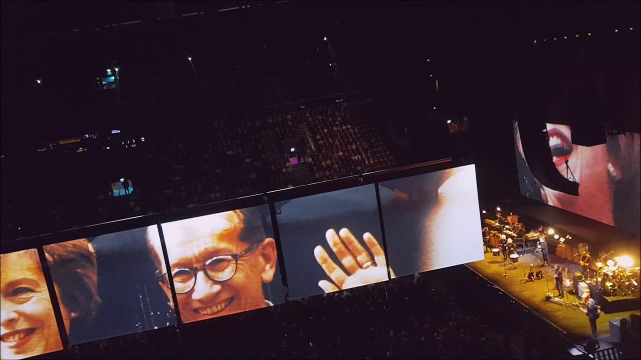 Roger Waters - Money - Us and Them -  At Ziggo Dome 18-06-2018 [ Us + Them Tour ]