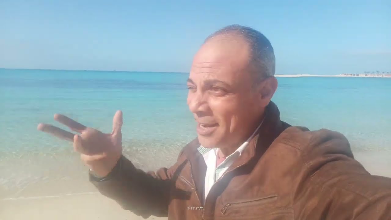 يوم كله شمس والجو جميل - جولة على شط البحر