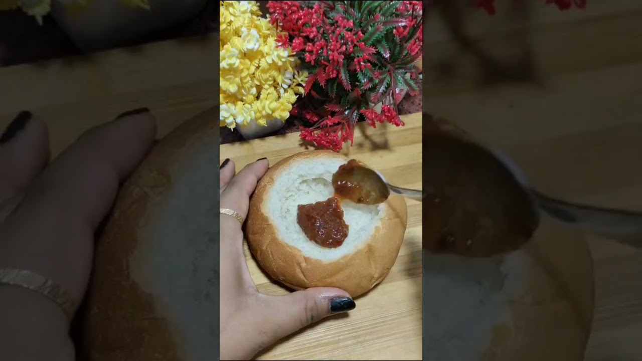 Bun pizza recipe 🍕🍕 #shorts #ashortaday #bunpizza #pizza #pizzalover #bun