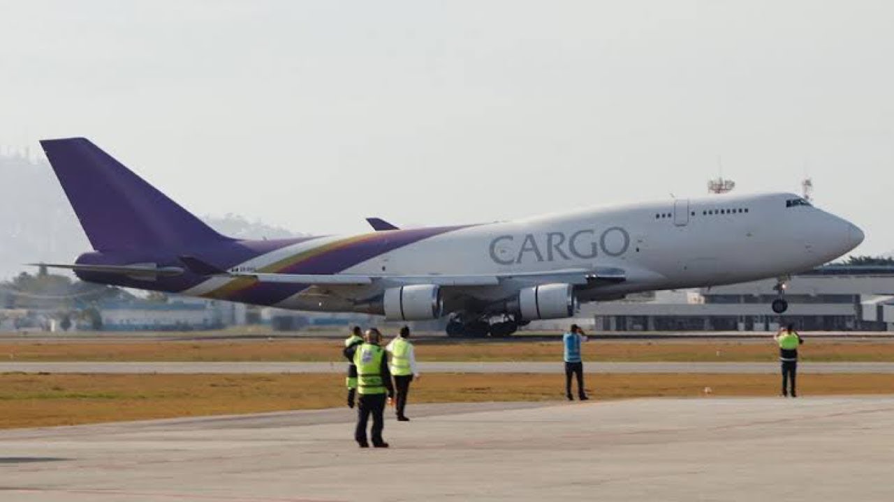 POUSO BOEING 747 EM FLORIANÓPOLIS