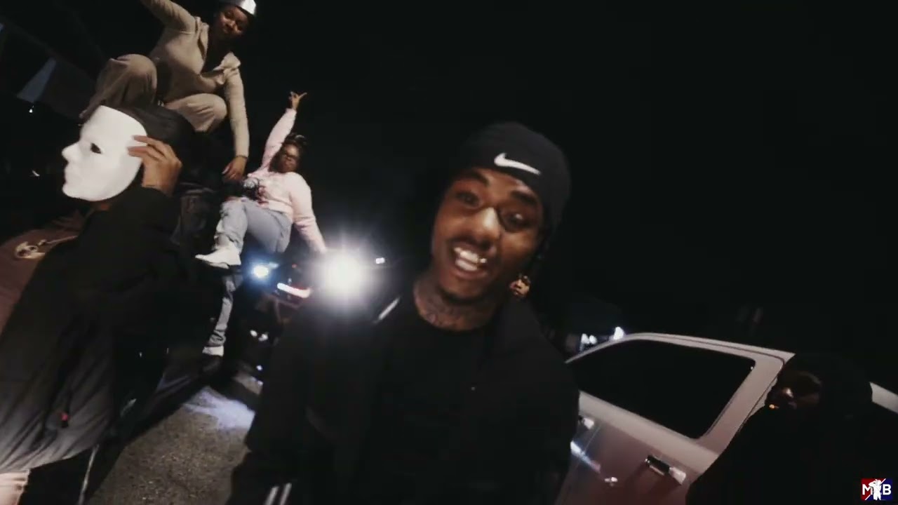 Deemob-33crazy (Official Music Video)