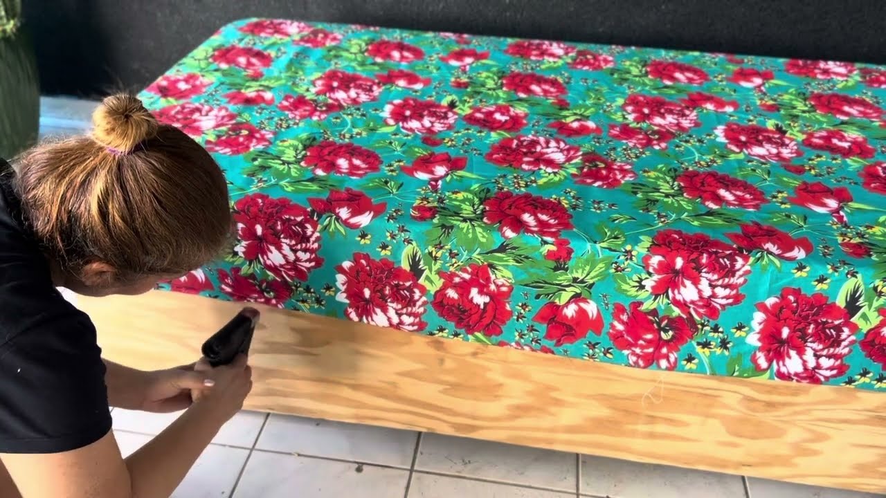 FIZ UM SOFÁ PRA VARANDA USANDO CAMA BOX VELHA