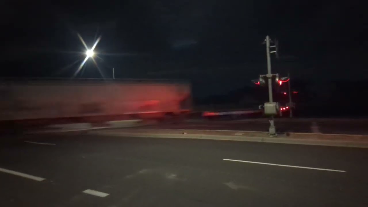 Railfanning #190: UP 5540 Outbound Manifest Train at Lindsay Road (with Intermodal Cars)