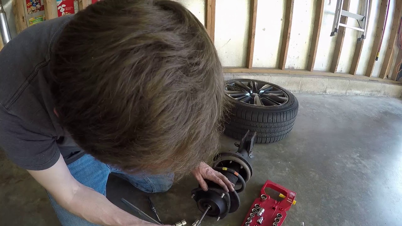 2015 Subaru WRX Ep. 945: Replacing Top Hats to Fix the Clunk