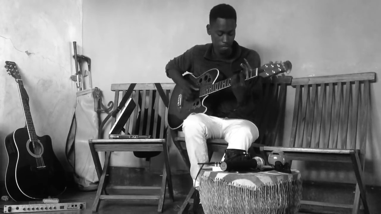 MUNGU PEKEE - Nyashinski ft Steenie Dee [ Acoustic Cover ]