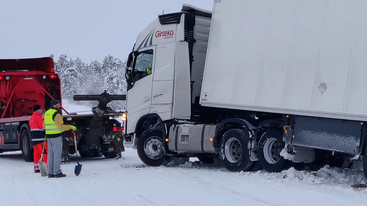 Highway 21 Muonio