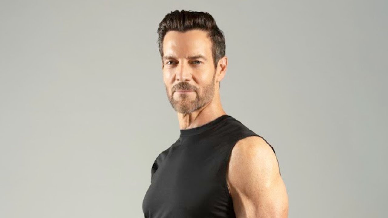 Tony Horton's 11-minute at-home workout