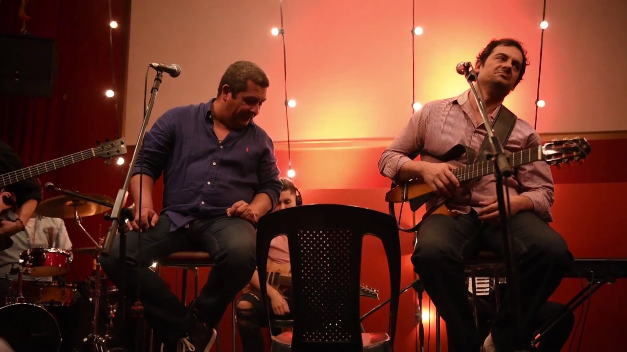Bajo la Luna de Abril en vivo - Amboé