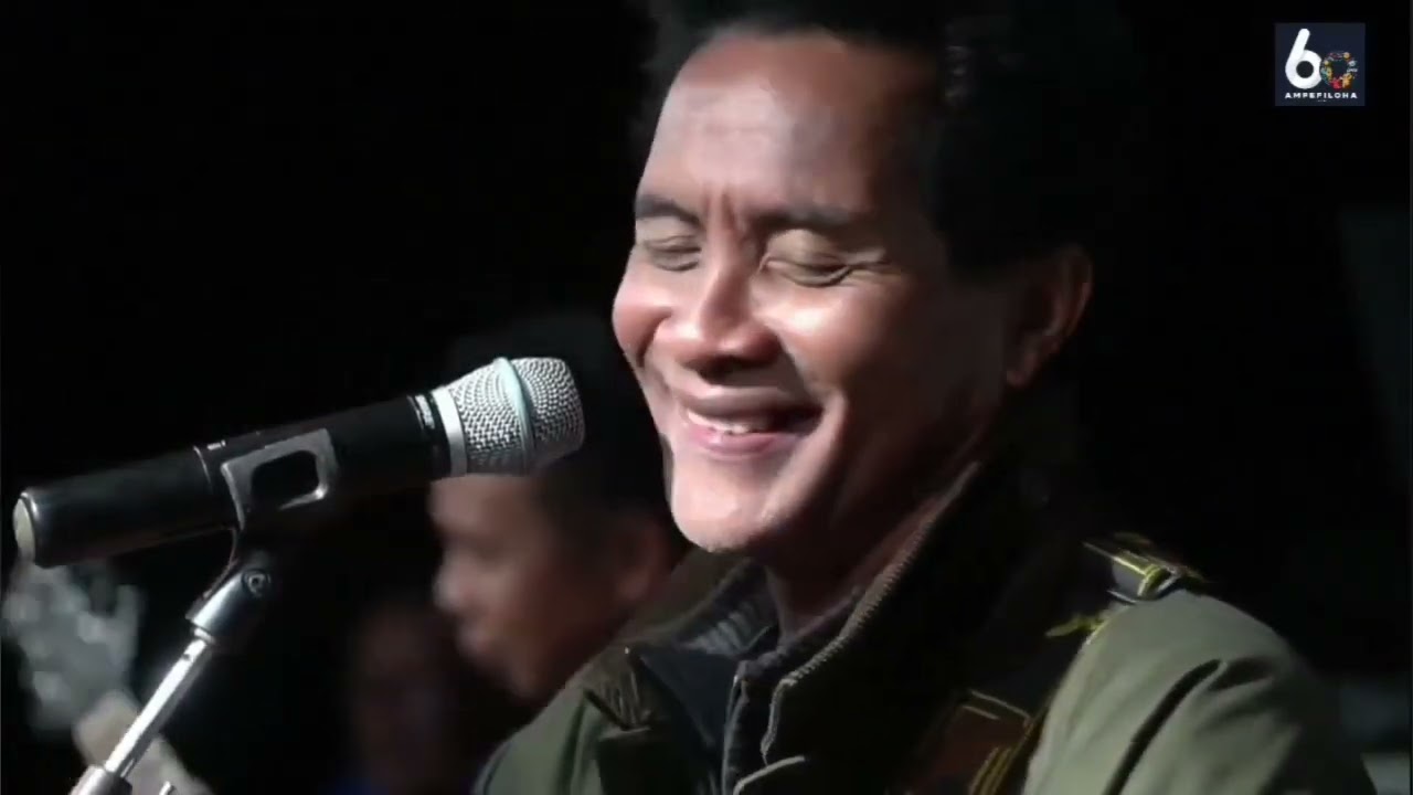 NJAKATIANA - AZA MANITSAKA, SOMARIAKA (LIVE)