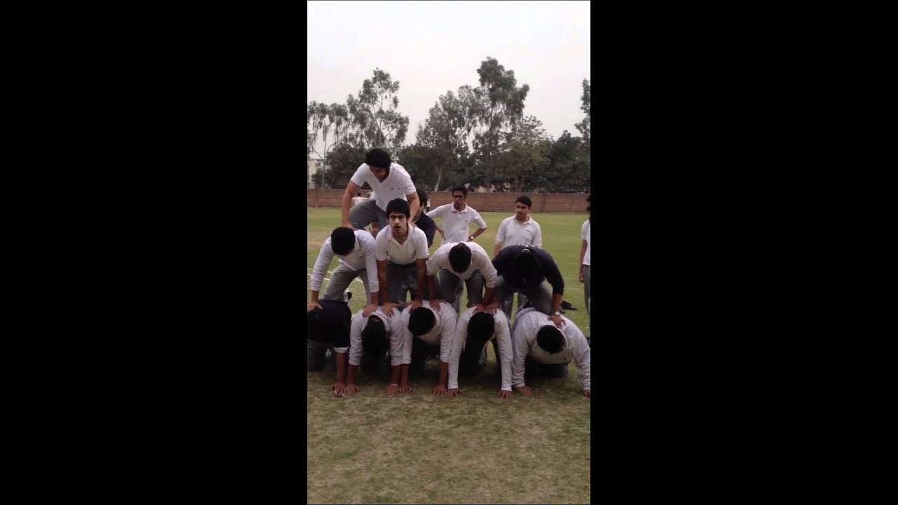 ISC Lahore gr 12 class of 2012 pyramid try 2