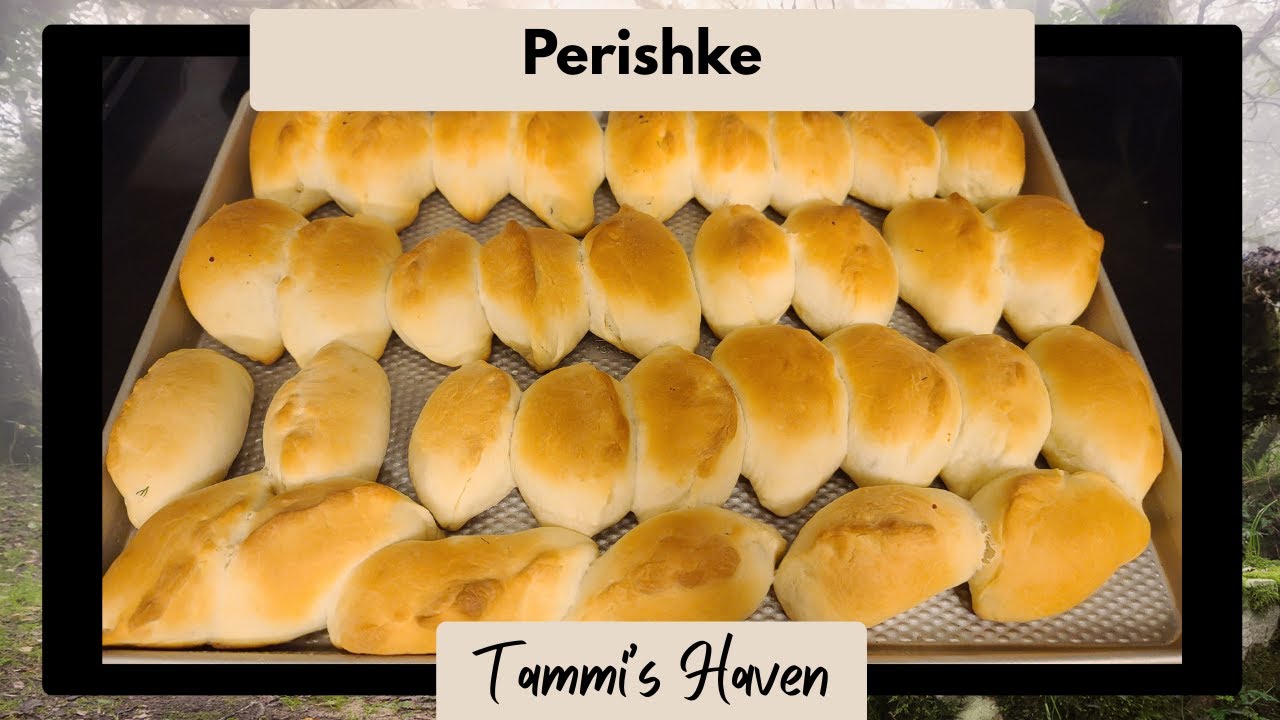 Perishke - a Ukrainian delicacy of sweet buns with a cottage cheese filling.  #ukrainianrecipes #ab