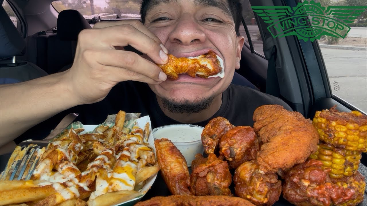 Trying Wingstop New Smoky Chipotle Rub Mukbang 