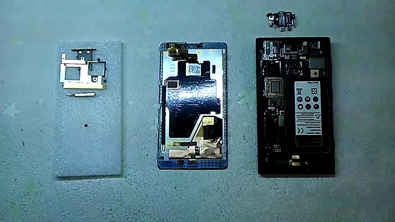 Nokia 909 / 1020 replace battery and microphone module