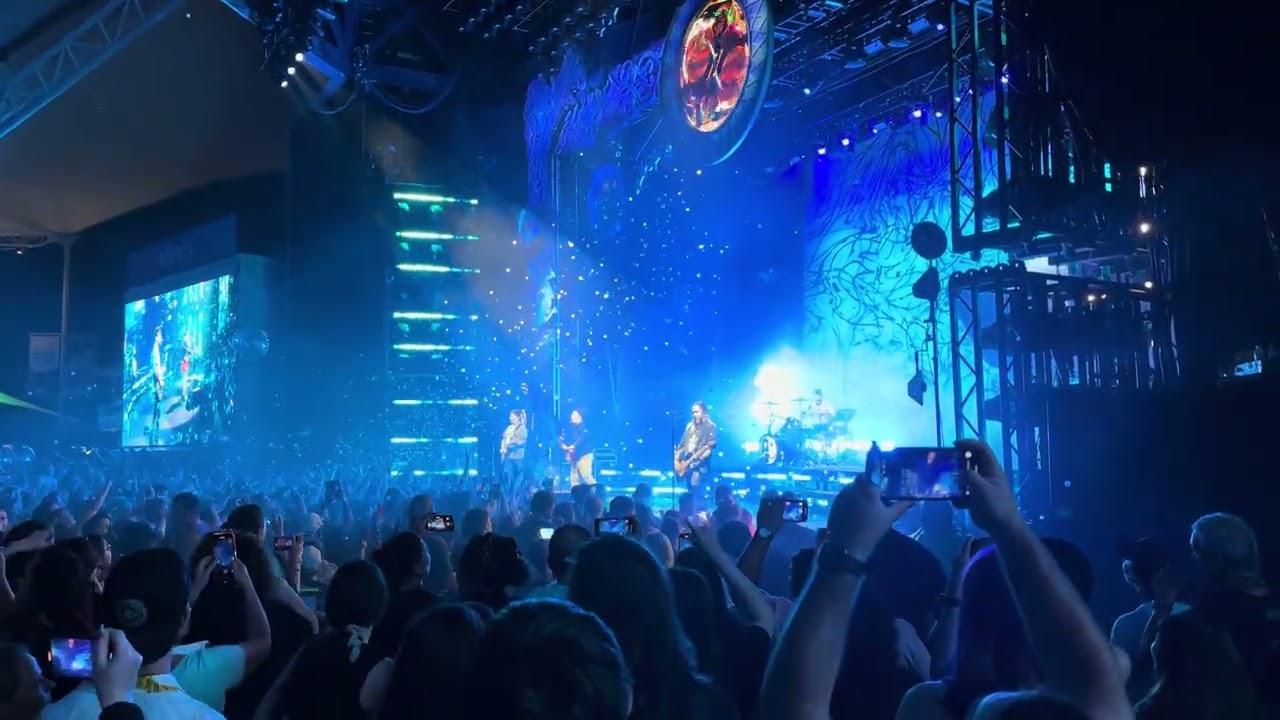 Fall Out Boy - Disloyal Order Of Water Buffaloes [Live @ Houston] 06/27/2023