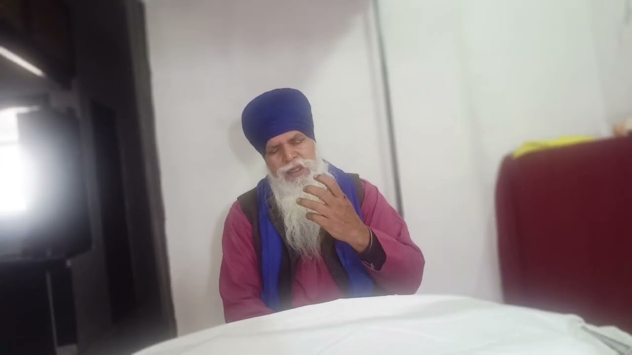 ਫਿਕਾ  ਦਰਗਹ  ਸਟੀਐ  ਮੁਹਿ ਥੁਕਾ ਫਿਕੇ ਪਾਇ 