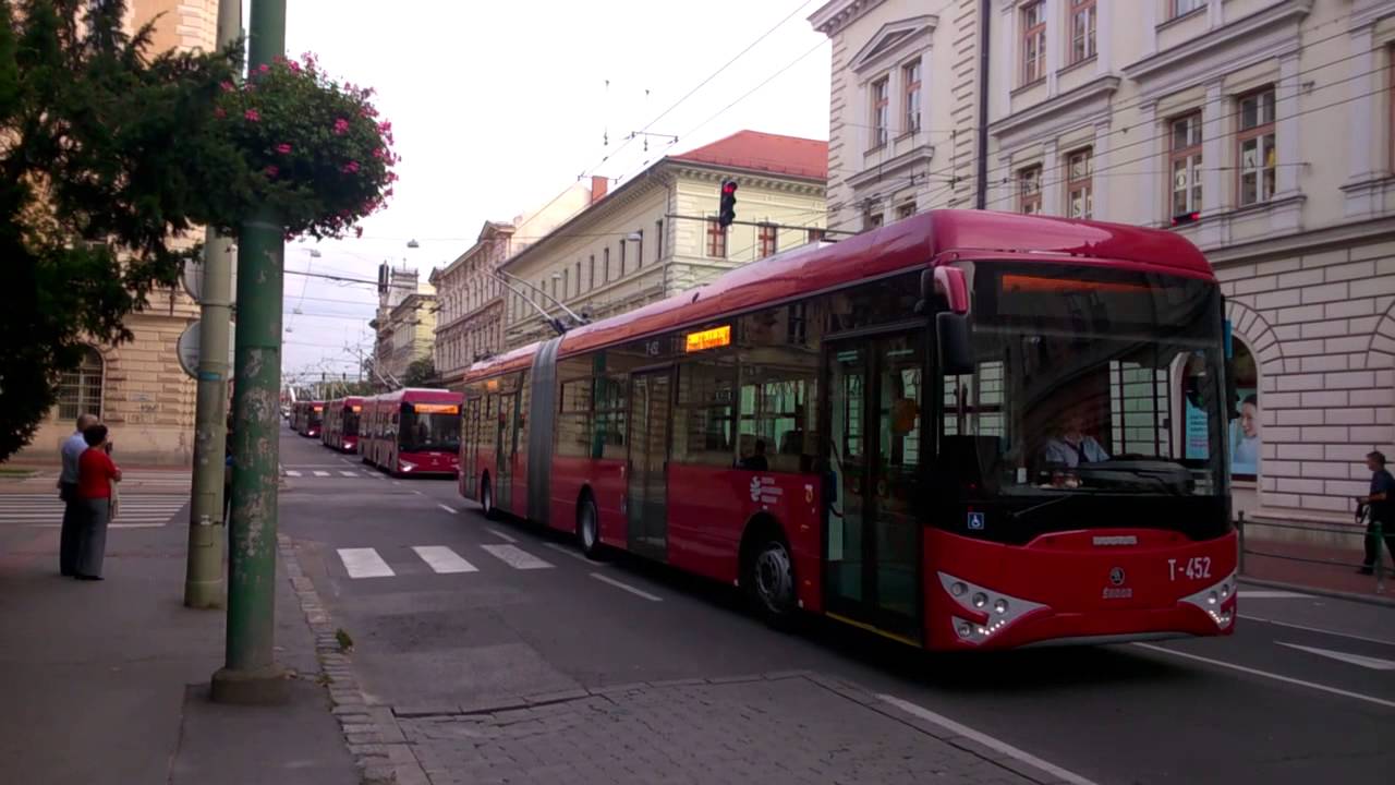 Szegedi Ikarus-Skoda trolik