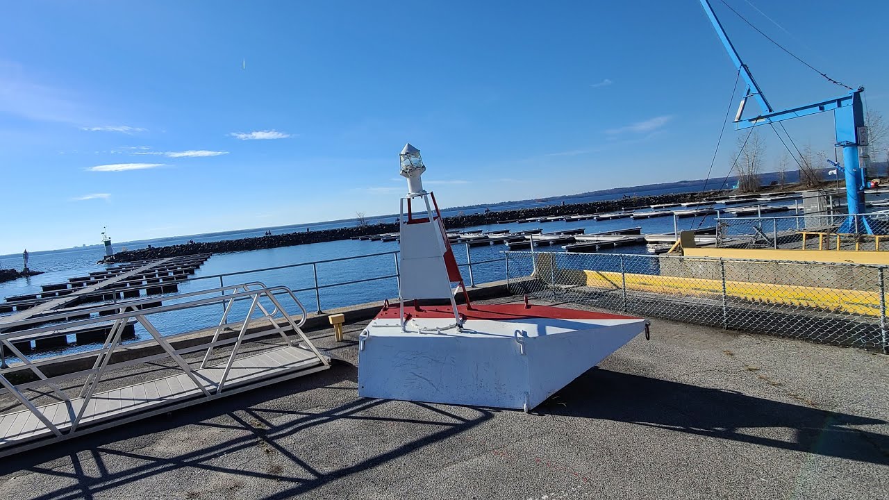 Exploring Aylmer LIVE 🔴 Aylmer, Quebec Walking Tour Livestream Monday November 8, 2021