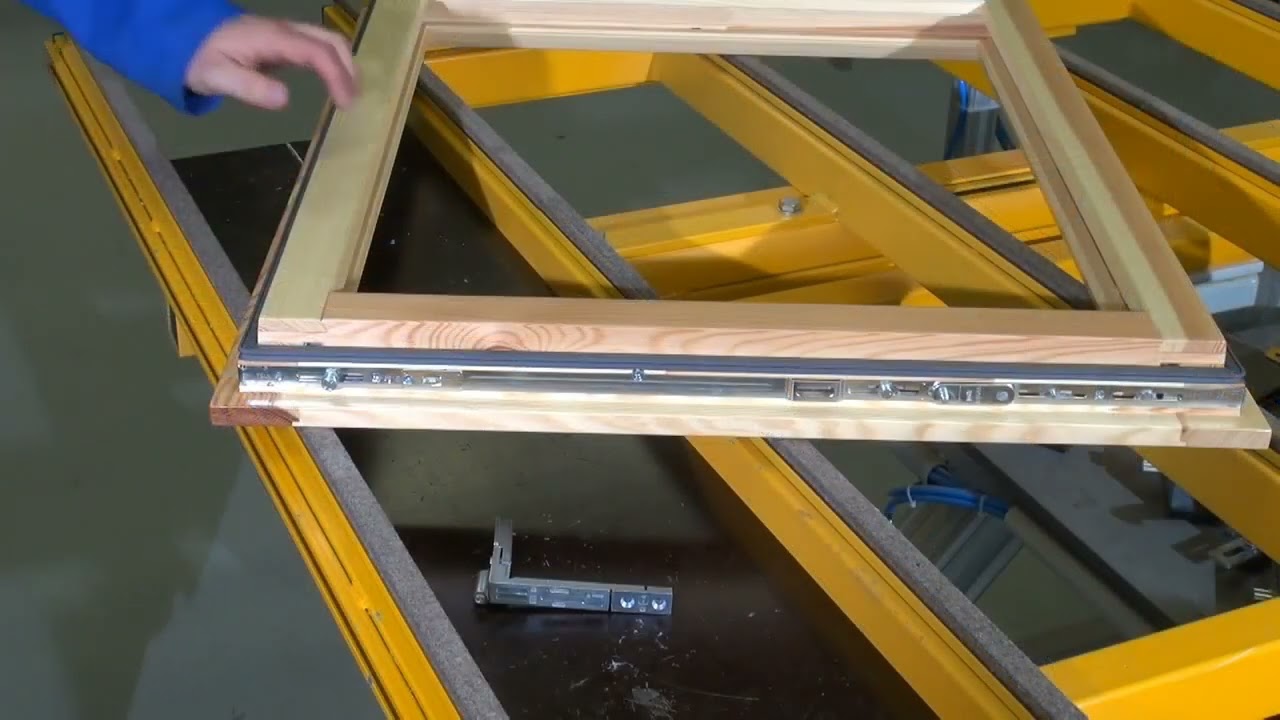 SIEGENIA - TITAN axxent 24  Holz Anschlag