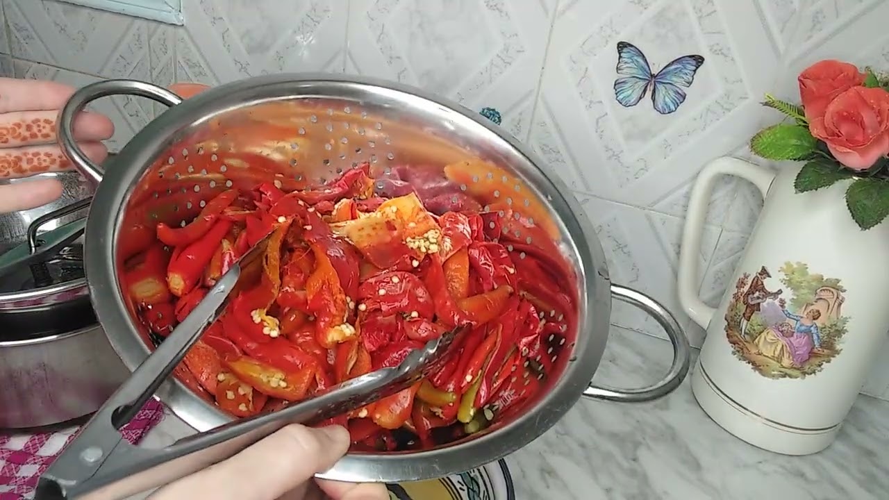 طريقة تحضير الهريسة التونسية 🇹🇳 هريسة الفلفل الأحمر 🌶️🌶️🌶️🌶️و حفظها لمدة سنة كاملة و أكيد بنييييينة😋