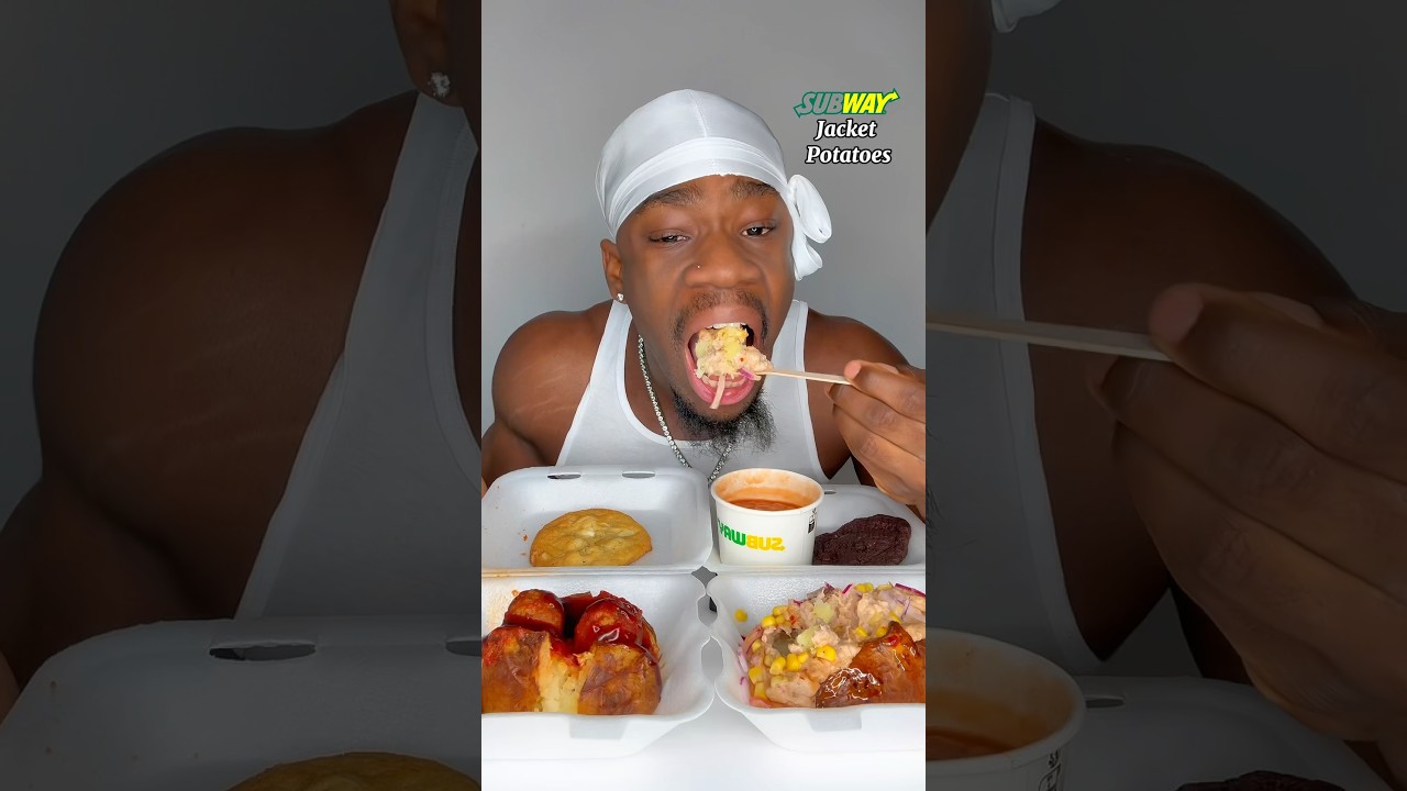 ⁠@subwayofficial  NEW Jacket Potatoes ASMR😋🥔#subway #jacketpotatoes #spudway #asmrmukbang