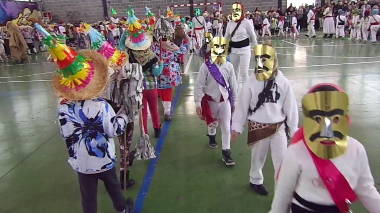 Inauteriak 2017 LH1  zikloa MAMOXARRO ETA TXATXOAK irteera