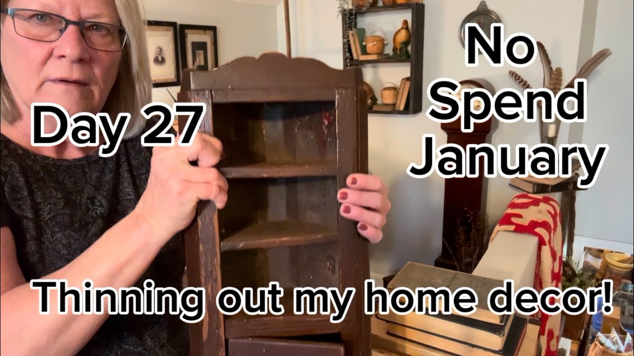 Day 27 No Spend January || Cleaning out extra home decor || Bonus room ￼￼