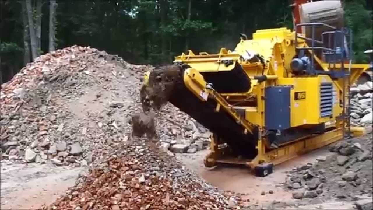 RM60 crushing brick, block and concrete