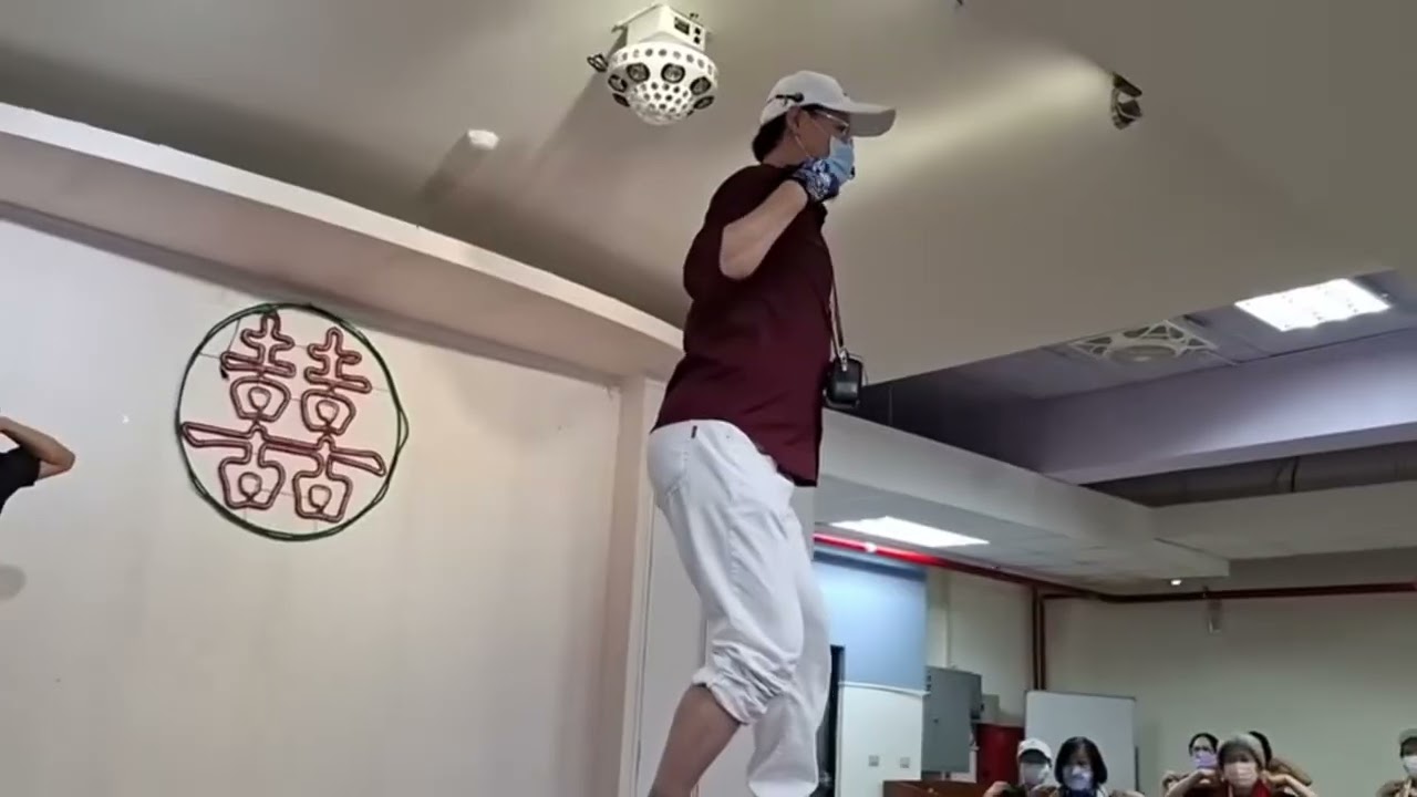 1個小時要起來做3,5次 沉肩墜肘通氣血