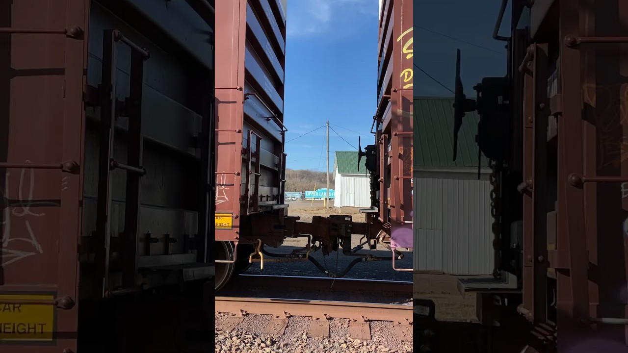 Coupler Slack in action!