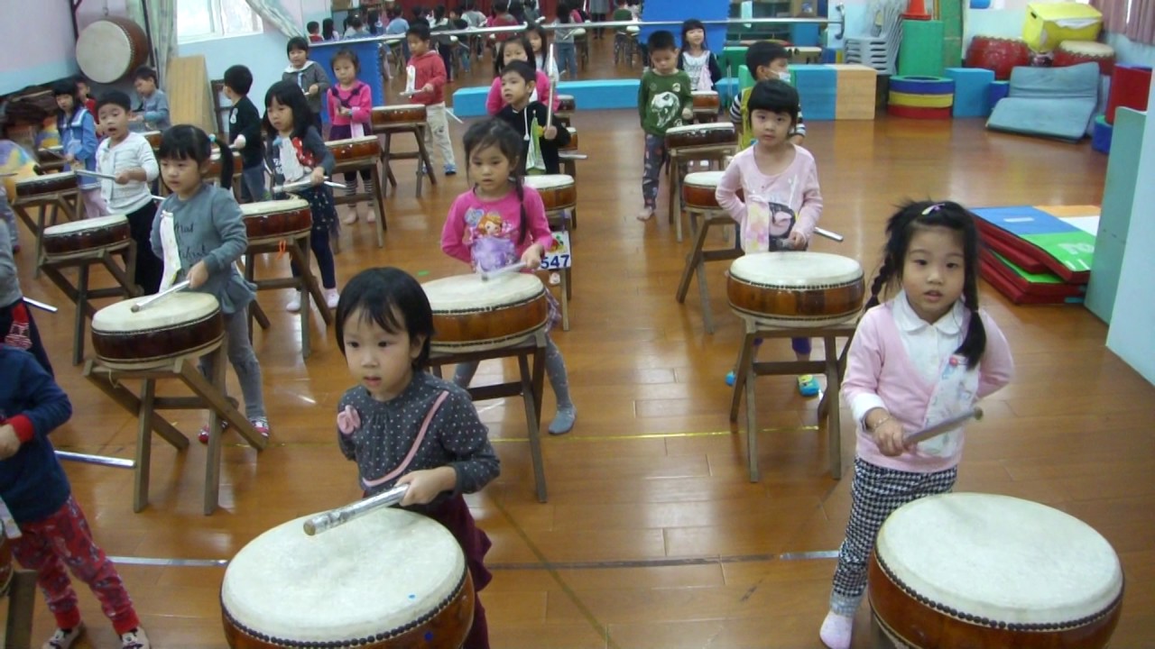 新竹市私立漢聲幼兒園-中鵝班-奧福音樂 打太鼓2016.11.10
