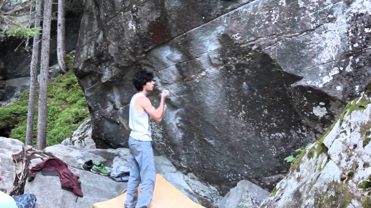 alex khazanov bouldering in magic wood