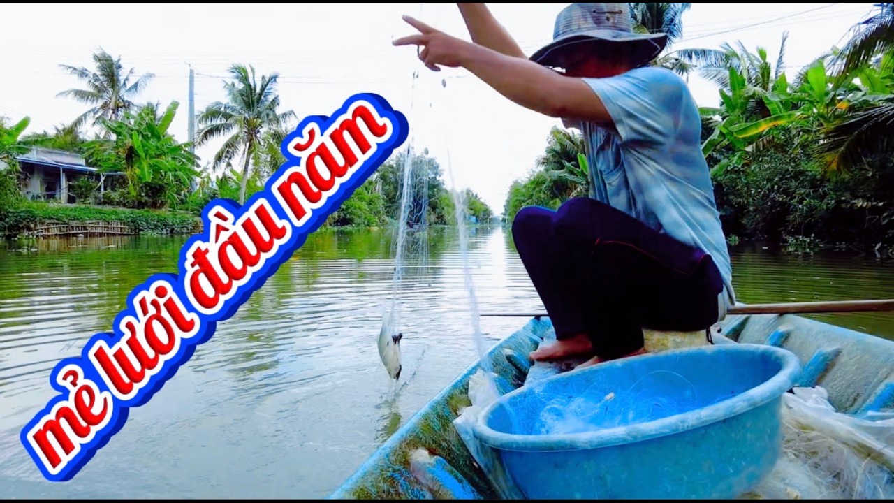 dưới sông nước đang ròng đem lưới ra giăng kiếm ít con cá xem sao