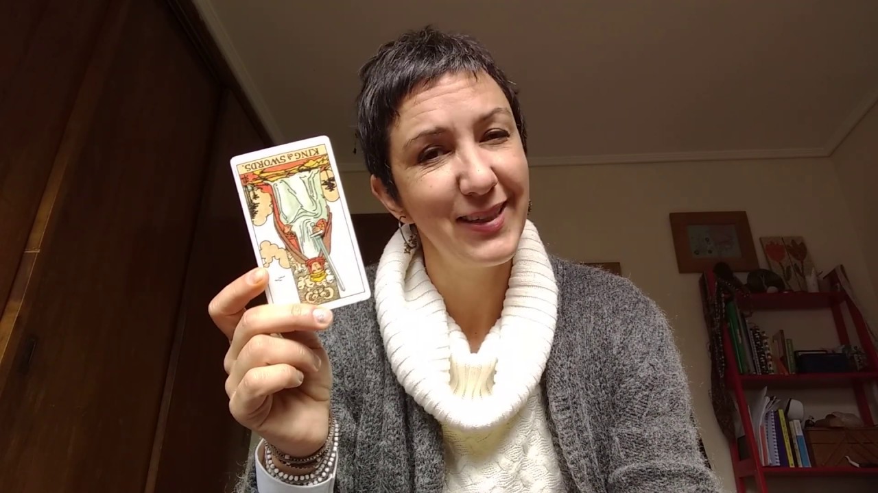 Rey de Espadas invertido como Carta Guía