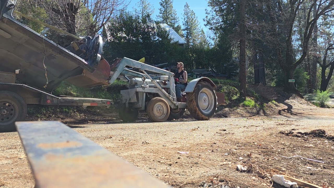 Getting ready for scrap yard with the old Ford Jubilee. Impressive little tractor