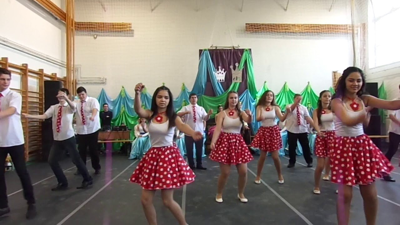 Farsang - 2019 - Felsőnyárád - Hotel mentol - a nyolcadikosok nyitótánca