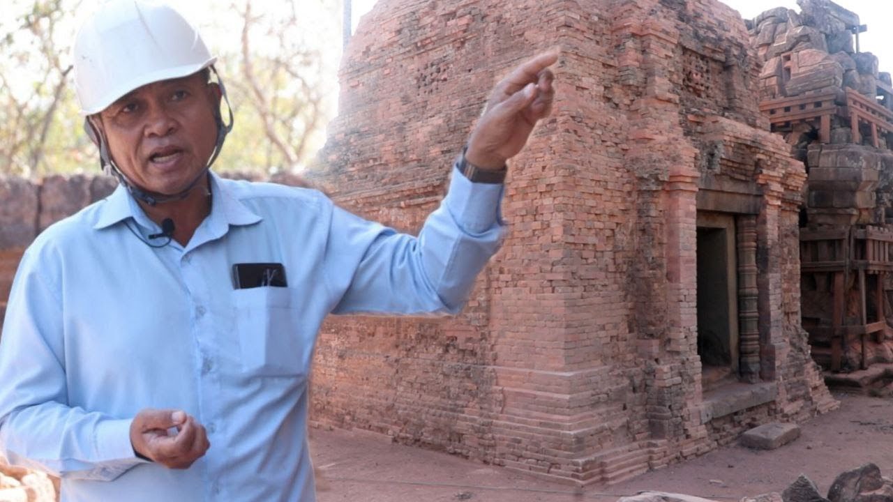 ប្រាសាទឥដ្ឋជ្រុងខាងជើងប្រាសាទភ្នំក្រោមជួសជុលរួចជាស្ថាពរ