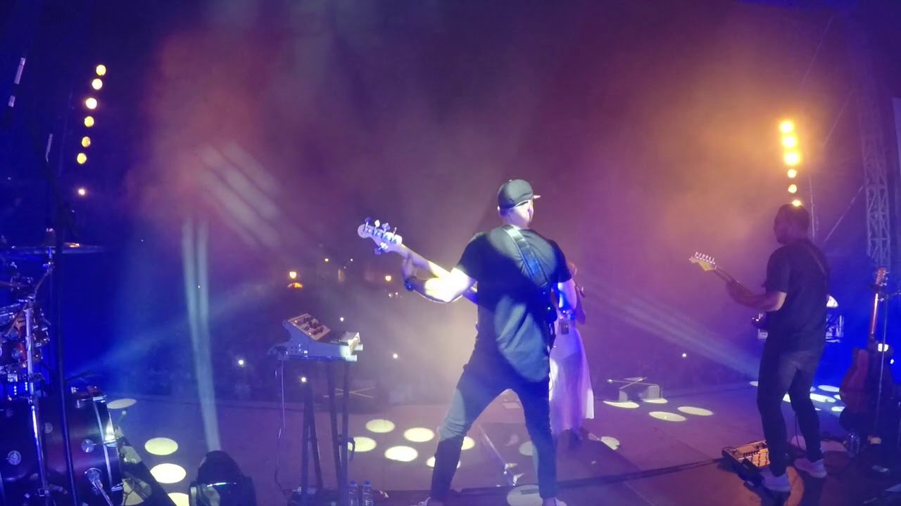 Bárbara Bandeira - Live Intro + Nem Sequer Doeu