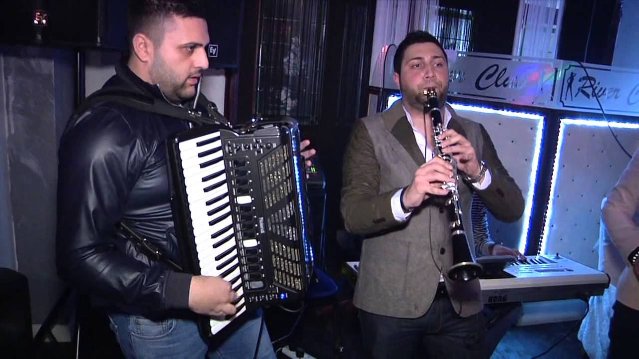 Alexandru Cantea(tractoras)-Londra-8 Martie 2013 clip 2