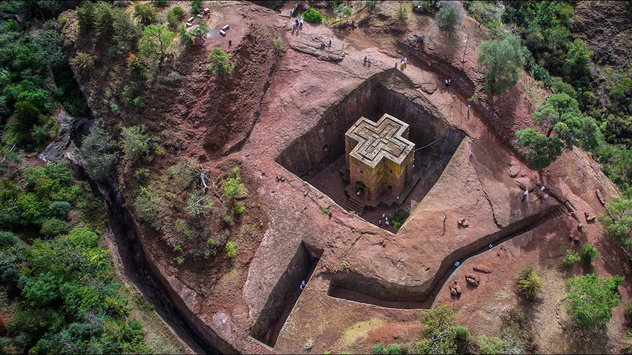 ETHIOPIA | Injera, Prehistoric Birds and Church of St. George