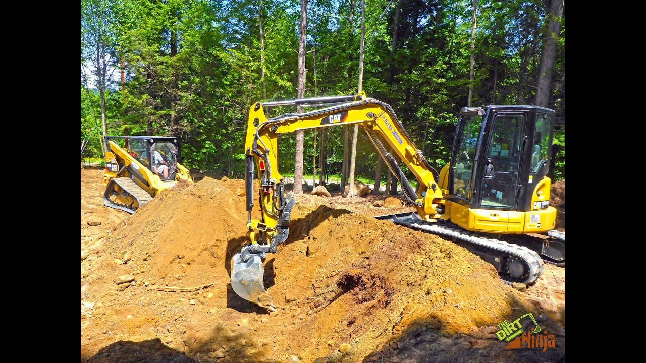 Cat 289D and Cat 305.5E2 Moving Fill