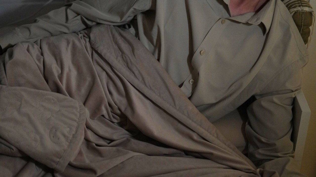 ASMR help you to fall asleep | Korean Boyfriend Roleplaying