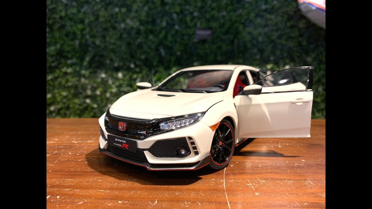1/18 LCD Models Honda Civic Type R (FK8) LCD18005WH