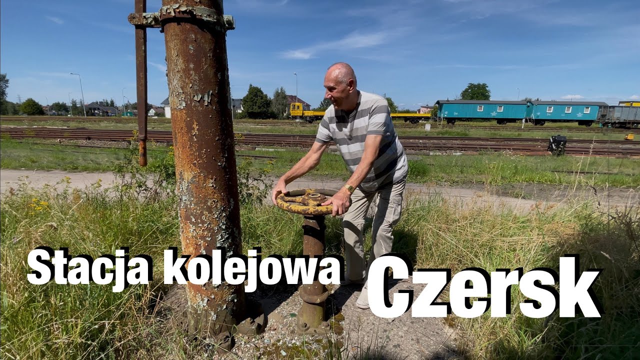 Żuraw wodny na stacji kolejowej #Czersk 🛤️