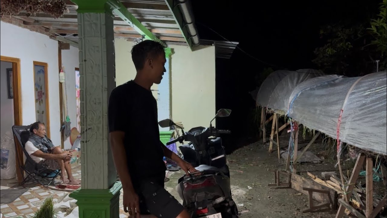 KONDISI RUMAHKU FULL DAGANGAN ALHAMDULILLAH LARIS MANIS
