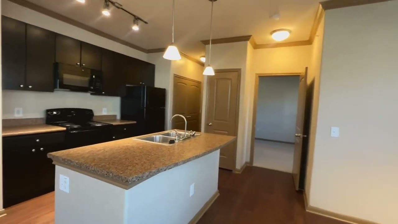 Northgate Oaks - Mahogany - Unit 1312