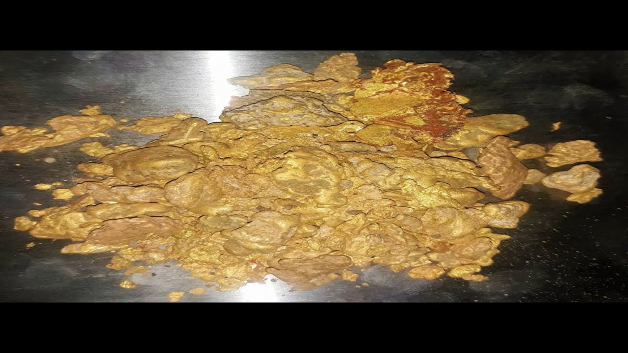 8 Sano ayaan Dahabka Qodanaayey